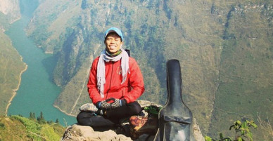 Chàng trai Phú Yên đi bộ xuyên Việt trong 113 ngày đêm chỉ với 100k và 1 cây đàn guitar