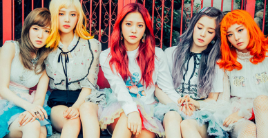 Những lần các thành viên Red Velvet lao đao vì bị ném đá