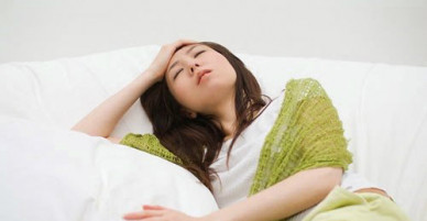 Chồng bắt tôi ký đơn ly dị nếu muốn đi làm
