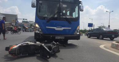 TP. HCM: Nam thanh niên 20 tuổi bị húc văng hơn 10m nguy kịch trên đại lộ Phạm Văn Đồng