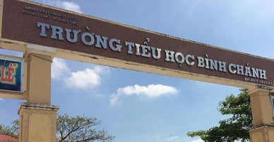 Cô giáo phạt học sinh quỳ gối gần 1 tiết, hiệu trưởng tự nhận kỷ luật