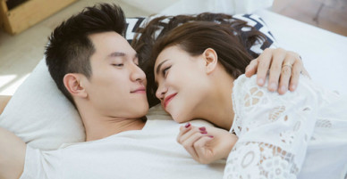 Trà Ngọc Hằng diễn say đắm bên Minh Anh trong MV mới