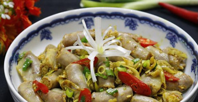 Chỉ vài phút có ngay lòng xào sả ớt ngon hết ý cho ông xã lai rai cuối tuần