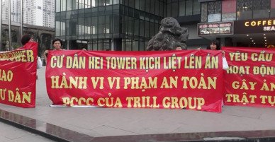 Hà Nội: Cư dân chung cư Hei Tower căng băng rôn phản ánh Trill Group vi phạm an toàn cháy nổ, chủ nhà hàng nói gì?