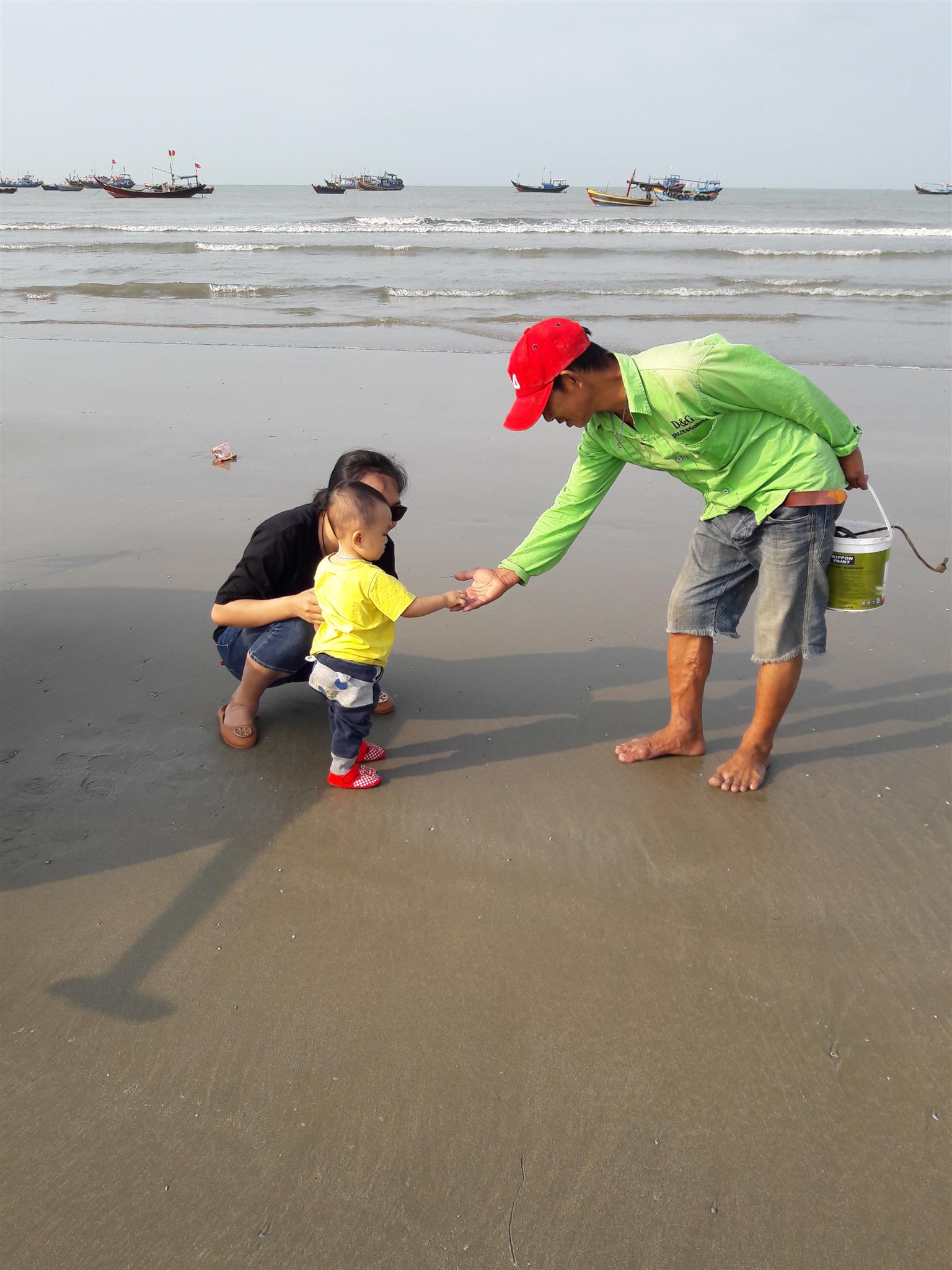 đưa con đi chơi, du lịch cùng con, cùng con khôn lớn, Long Hải, bến xe Long Hải, xe khách đi Long Hải, Tin8