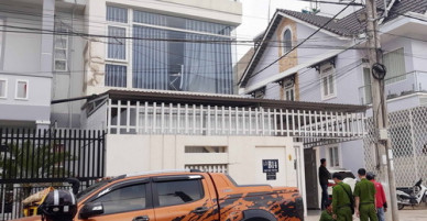 Hai cha con bị bắn trước nhà ở Đà Lạt