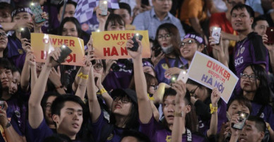 Fandom quốc dân của U23 Việt Nam hừng hực khí thế cổ vũ cho đại chiến Hà Nội - HAGL