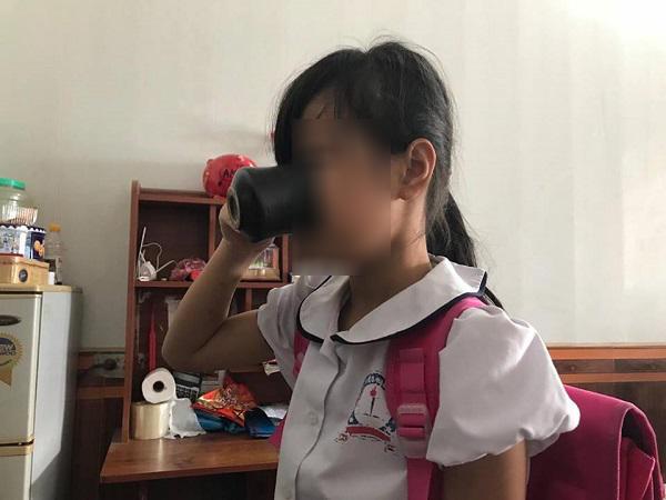 giáo viên, học sinh, uống nước bẩn, giẻ lau bảng, phản giáo dục, Tin8, trường An Đồng