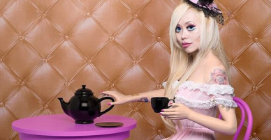 Người phụ nữ chi cả tỷ đồng để phẫu thuật giống búp bê Barbie nhưng kết quả chỉ khiến người ta hoảng hồn