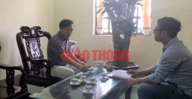 Đình chỉ công tác Chủ tịch xã lái xe đâm 4 học sinh