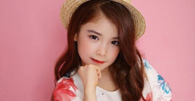 Cô bé lai Hàn từng khiến dân tình điên đảo vì vẻ đẹp xuất chúng, nổi tiếng từ thuở lên 3 bây giờ ra sao?
