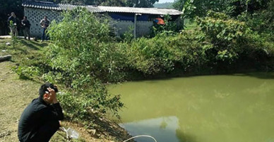 Ba anh em chết đuối dưới ao
