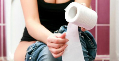 Cảnh báo: Chị em đang rước bệnh vào người vì thói quen sử dụng giấy vệ sinh sai lầm này