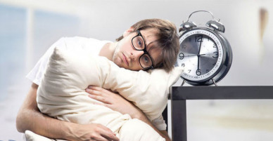 11 thói quen tốn thời gian, hại sức khỏe rất nhiều người mắc phải vào buổi sáng