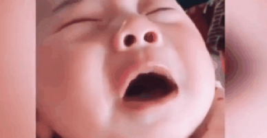 Hình ảnh siêu yêu của những tài năng nhí khiến bạn phì cười: Từ thánh ăn vạ, thánh biểu cảm cho tới thánh làm màu
