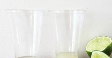 Có lẽ bạn không ngờ chỉ cần thay đổi cách bổ chanh sẽ vắt được nhiều nước chanh gấp đôi
