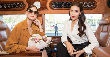 Lan Khuê ra sân bay đón Miss Universe 2015 Pia Wurtzbach đến Việt Nam