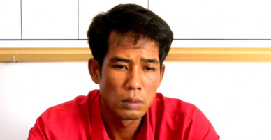 Nam thanh niên đâm chết con nợ rồi đi đầu thú