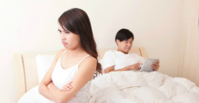 8 hành động hủy hoại hôn nhân chẳng kém ngoại tình