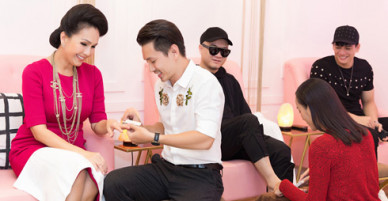 Diễm My, Đỗ Mạnh Cường được vợ chồng Lê Thúy phục vụ làm móng
