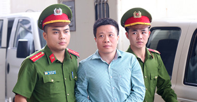 Ông Hà Văn Thắm xin không bị kết án về tội tham ô