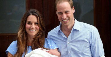 Công nương Kate đã hạ sinh bé trai trong niềm vui hân hoan của toàn nước Anh