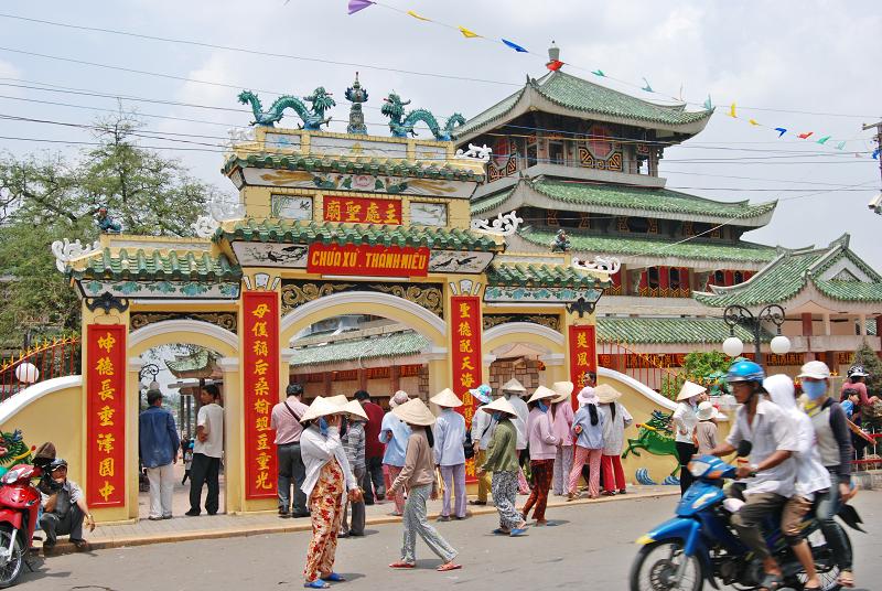 An Giang, Châu Đốc, Long Xuyên, tin8, huyền bí, núi Sam, chùa bà, bánh bò, thốt nốt, du lịch, núi Cô Tô, Trà Sư, rừng tràm, chợ nổi, Búng Bình Thiên, đồi Tức Dụp, Tung Lò Mò,