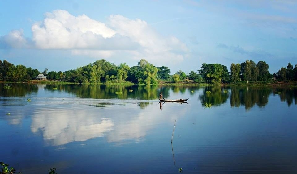 An Giang, Châu Đốc, Long Xuyên, tin8, huyền bí, núi Sam, chùa bà, bánh bò, thốt nốt, du lịch, núi Cô Tô, Trà Sư, rừng tràm, chợ nổi, Búng Bình Thiên, đồi Tức Dụp, Tung Lò Mò,
