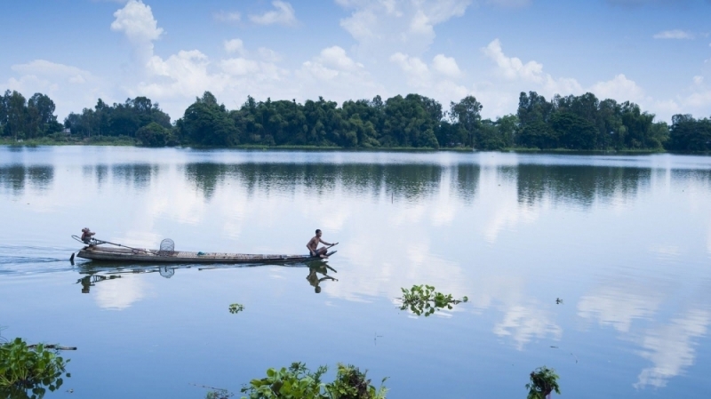 An Giang, Châu Đốc, Long Xuyên, tin8, huyền bí, núi Sam, chùa bà, bánh bò, thốt nốt, du lịch, núi Cô Tô, Trà Sư, rừng tràm, chợ nổi, Búng Bình Thiên, đồi Tức Dụp, Tung Lò Mò,