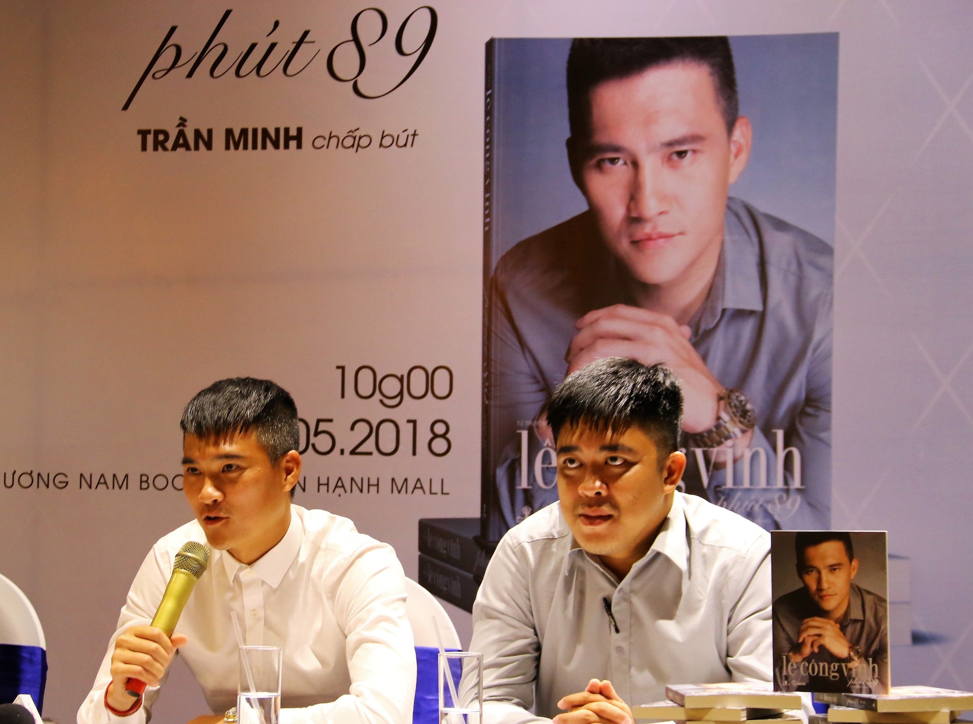 Công Vinh, tự truyện, bóng đá, Việt Nam, BLV Quang Huy, tin8