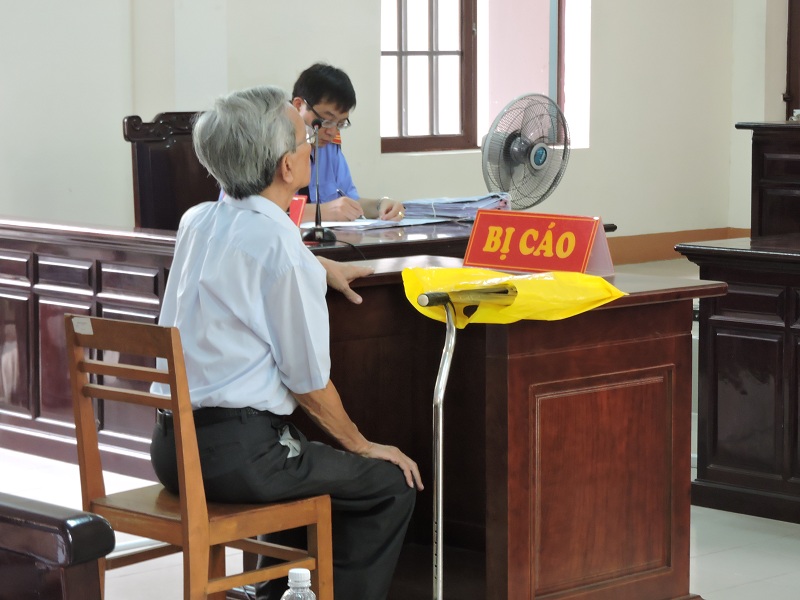 Nguyễn Khắc Thủy, ấu dâm, tòa án, chứng cứ, trốn án,vạch mặt trần,tin8