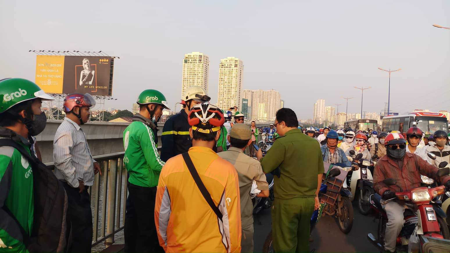 tin8, giận dỗi, tự tử, cầu Sài Gòn, tình yêu
