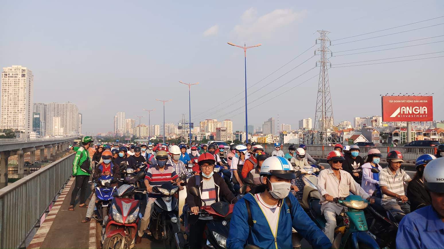tin8, giận dỗi, tự tử, cầu Sài Gòn, tình yêu
