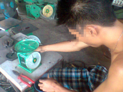 cân điêu, tin8, độ cân, cân lò xò, tiểu thương, gian lận