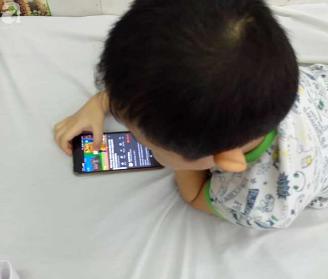 5 tuổi, không biết nói, hành động khó hiểu, smartphone, tin8
