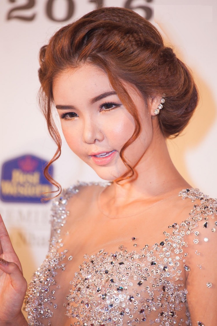 sao Việt, phẫu thuật thẩm mỹ, hư hỏng, hoại tử, khác lạ, công nghệ thẩm mỹ, thú nhận, ngoại hình, tin8