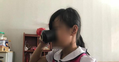 Vụ cô giáo ép học sinh uống nước giặt giẻ lau bảng: Giáo dục hay nhục hình?